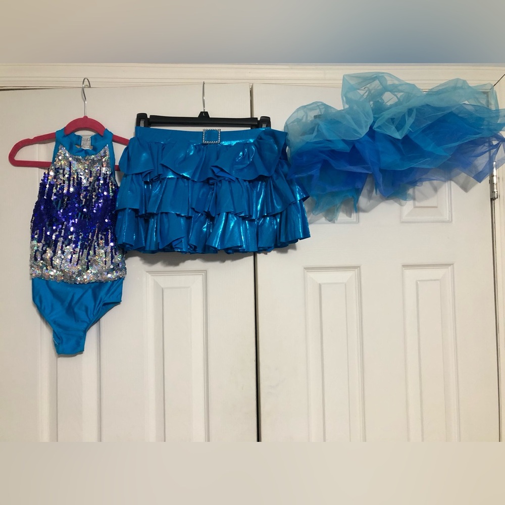 Costume gallery blue sequins w two skirts girls IC intermediate child dance 6x/7